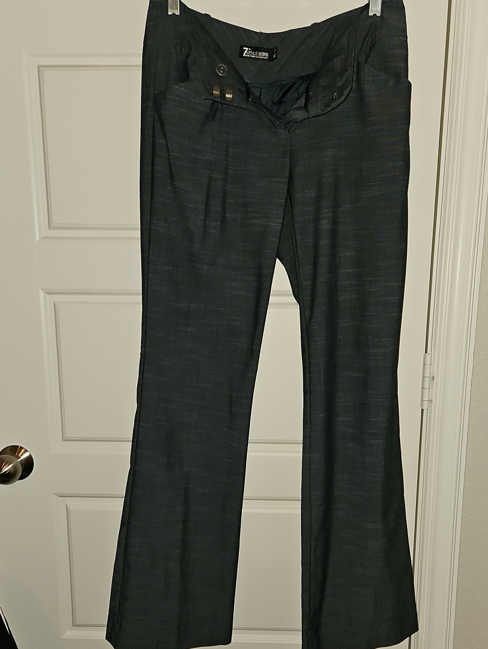 7th Avenue Woman Black Wide-Leg Trousers